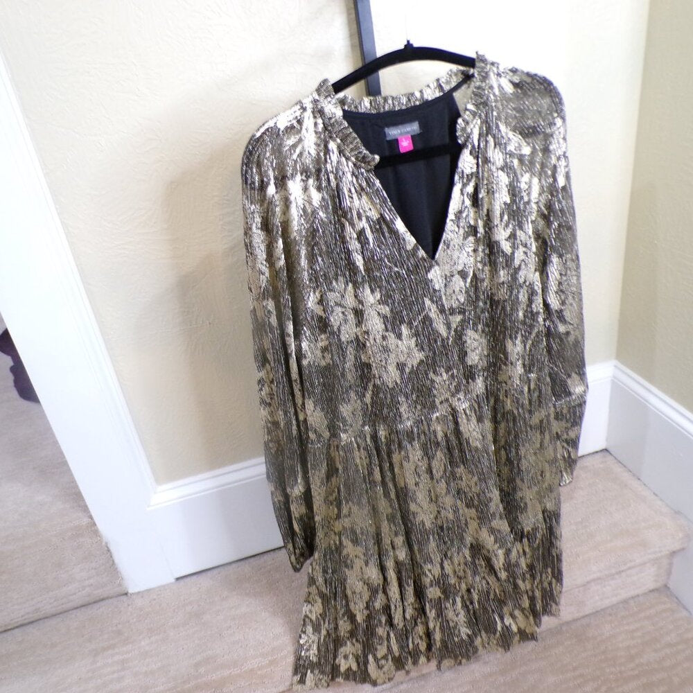 NWT SIZE LARGE Elegant Black and Cream Women's Dress