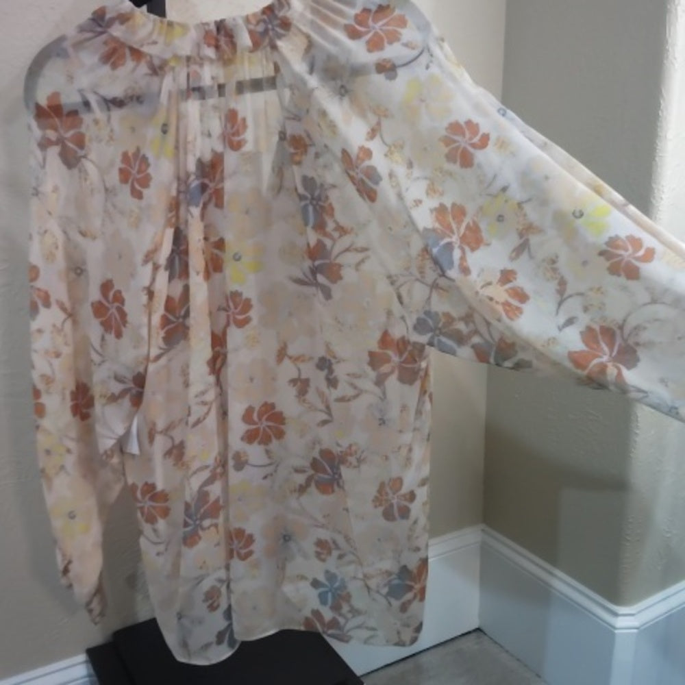 NWT Joie Daisy Blouse in Apricot