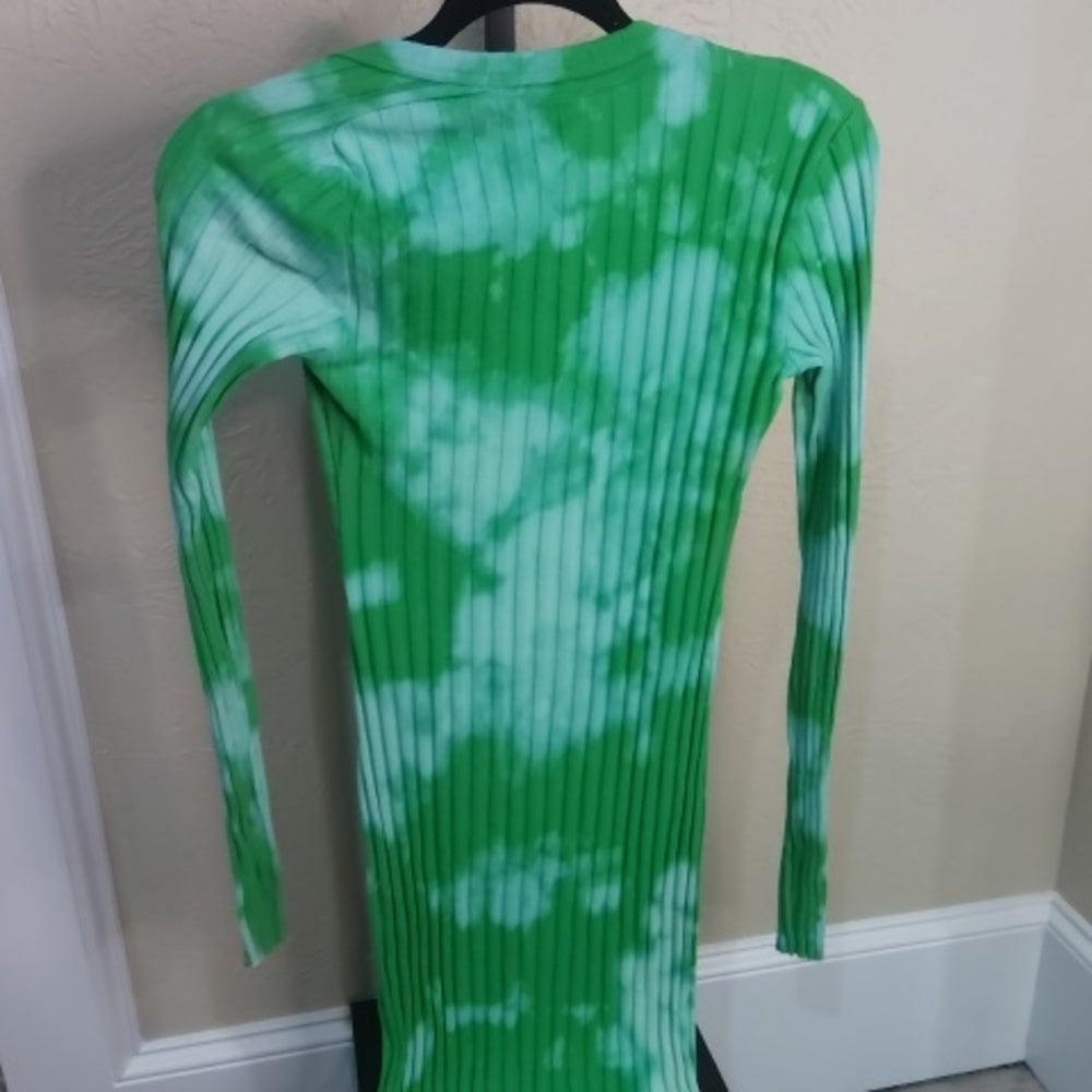 NWT Size small Cotton Citizen Capri cutout dress in Lime blast.