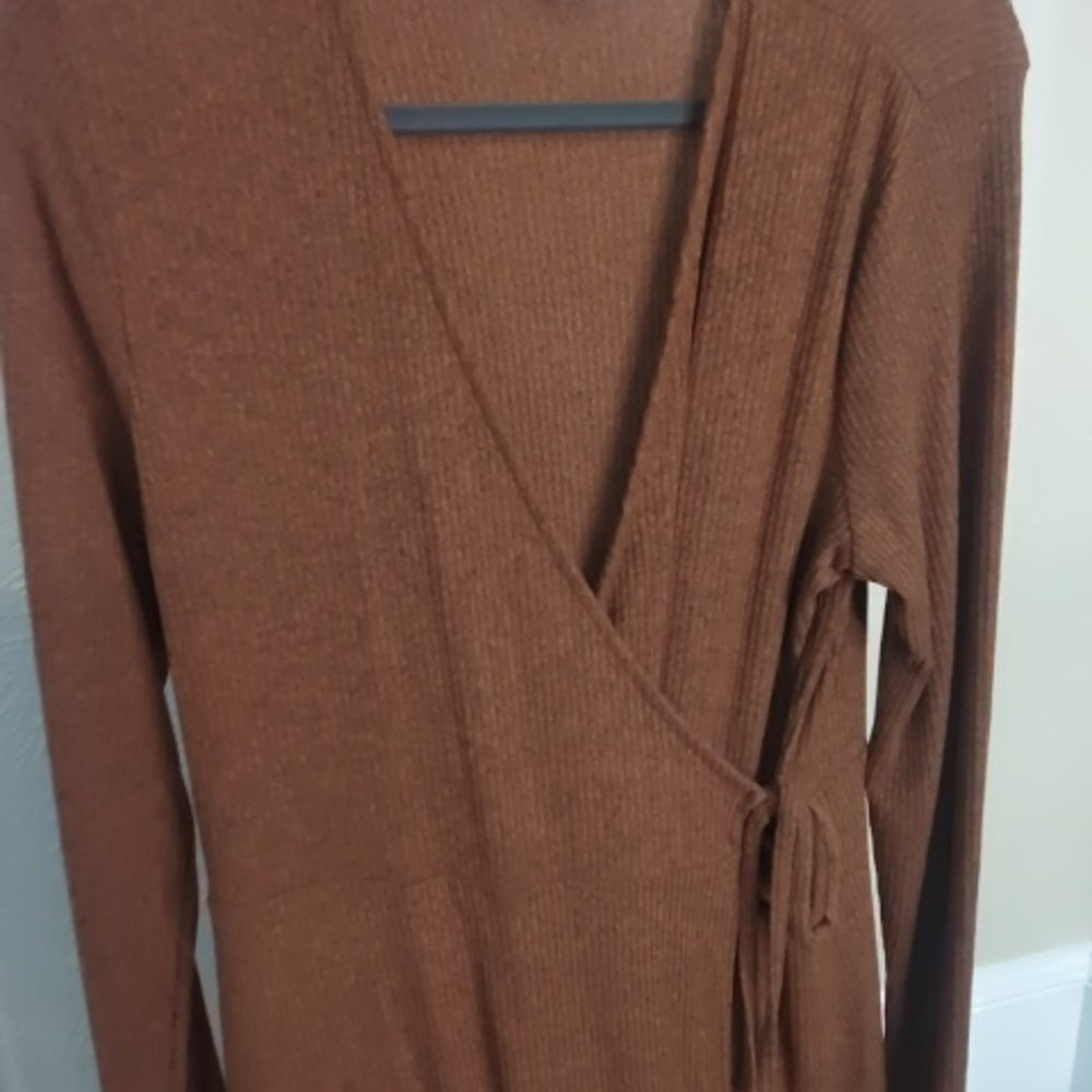 Size Large Old Navy Orange Long Sleeve Wrap Dress