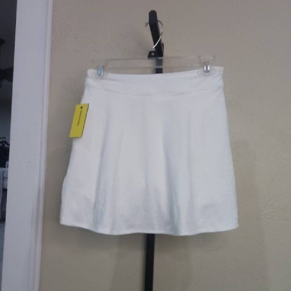 NWT SIZE MEDIUM Ele Ven Elegant White Skirt