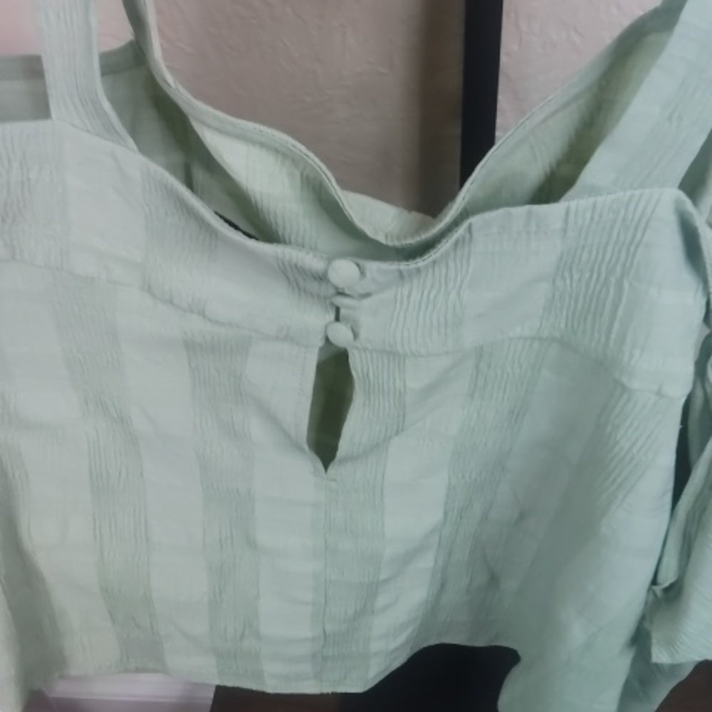 NWT SIZE 6 Topshop Green Blouse Chic Top
