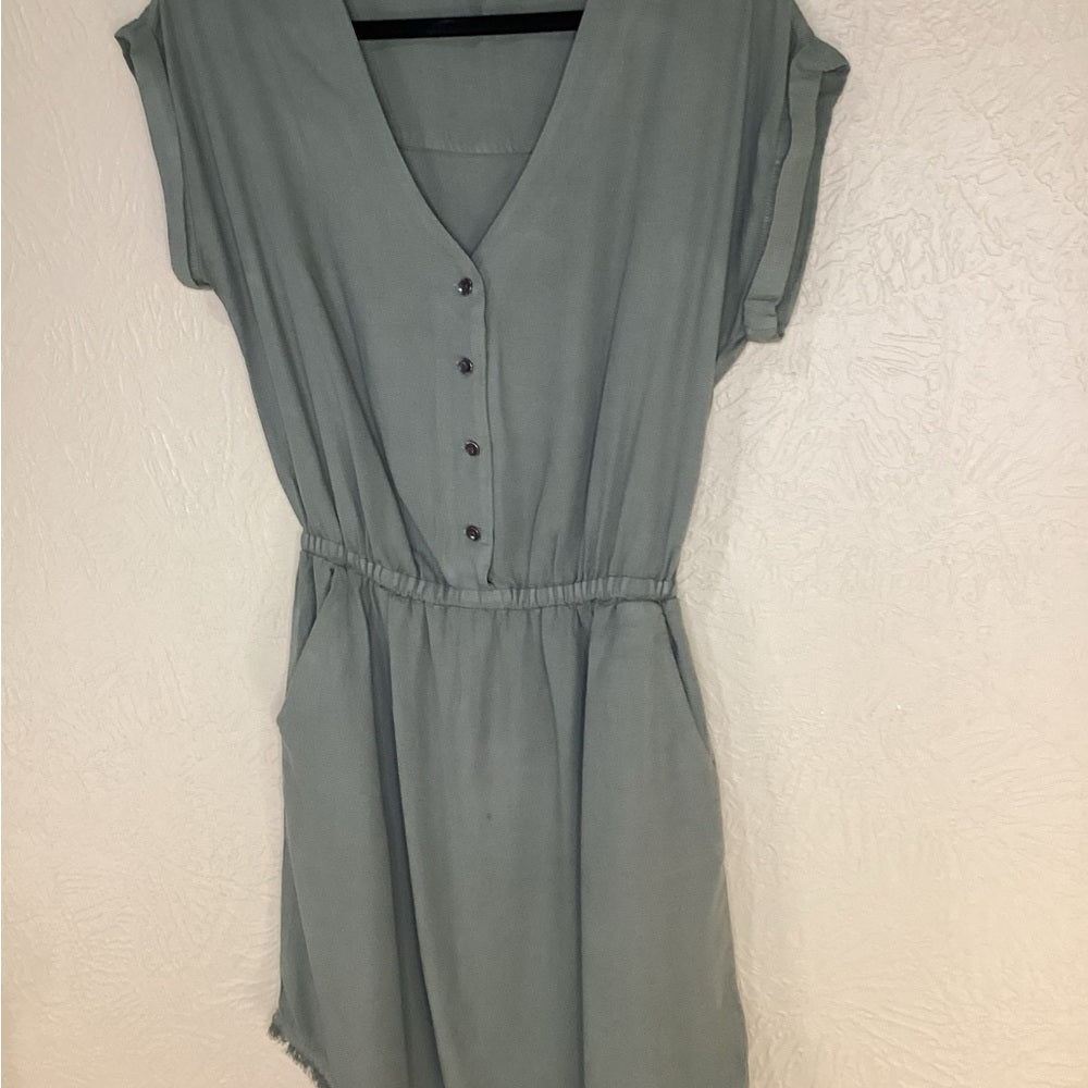 Size XS Splendid Olive Green Button-Down Dress