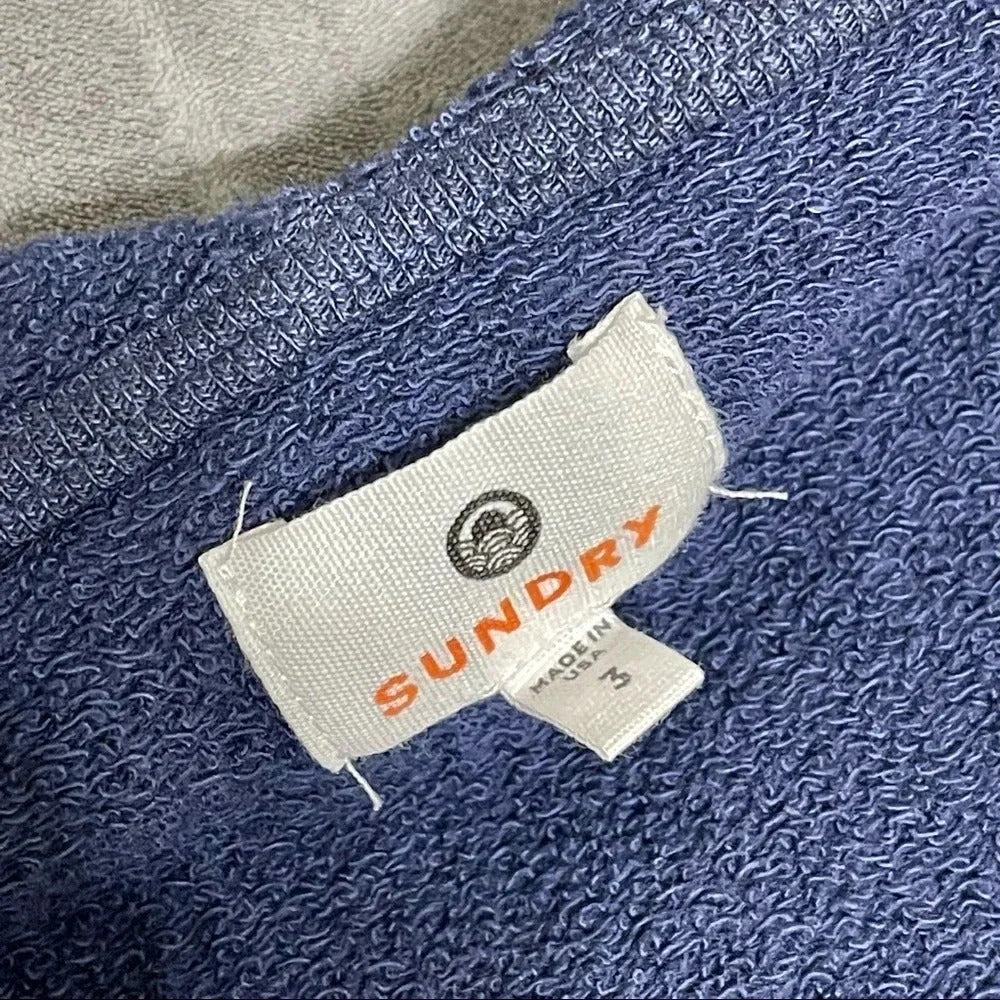 NWT SIZE LARGE Sundry Hoodie