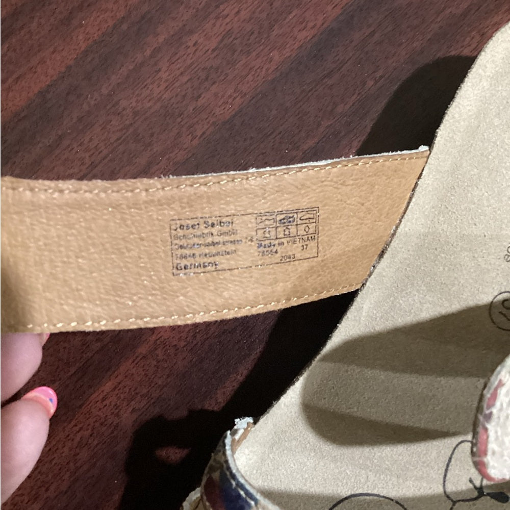 NEW SIZE 7 Josef Seibel Red and Blue Sandals with Artistic Straps