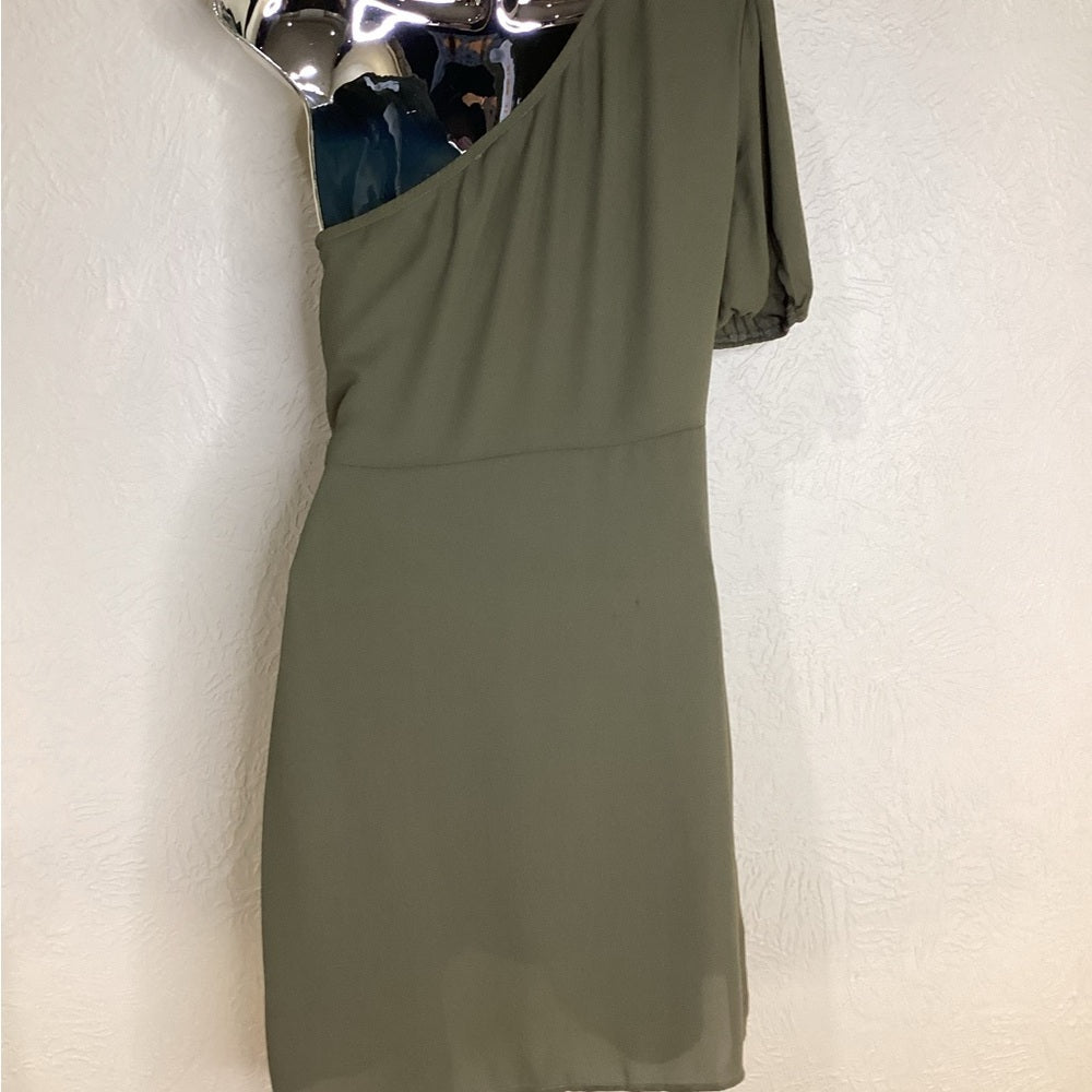 NWT SIZE Small Green Asymmetrical Ruched One-Shoulder Dress
