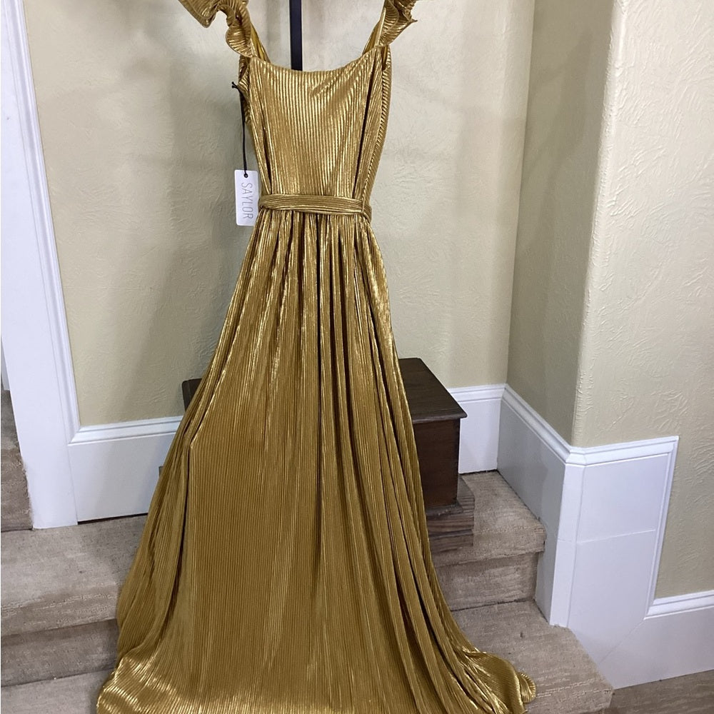 NWT SIZE SMALL SAYLOR Gold Ruffled Sweetheart Maxi Gown