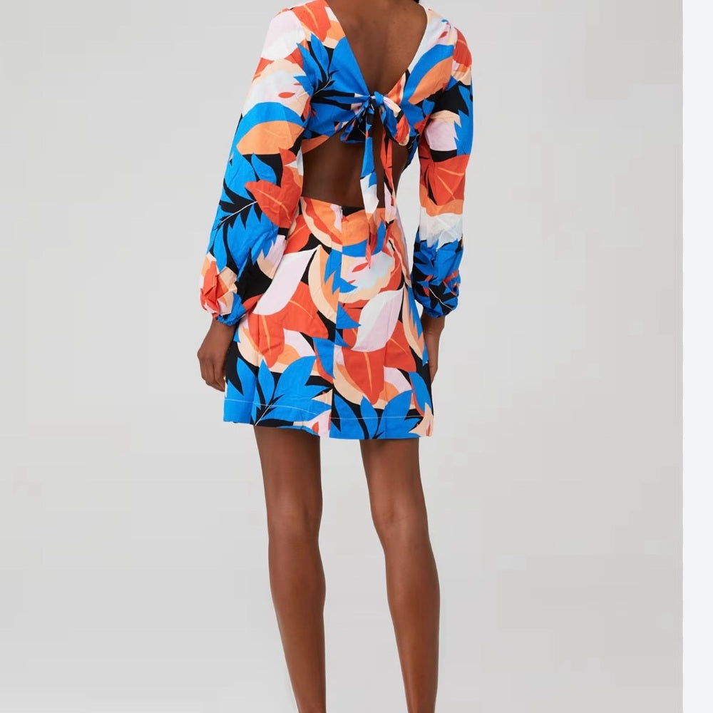 NWOT SIZE XS MINKPINK Bell Sleeve Blue and Pink Sundress