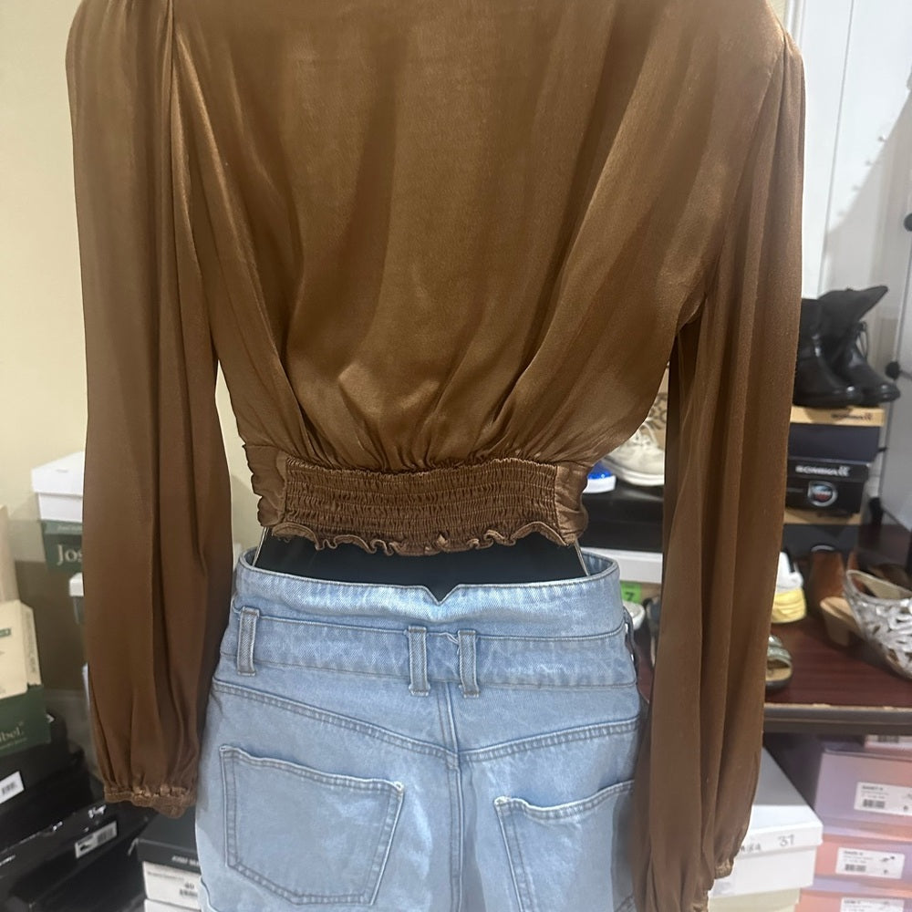 NWOT SIZE XS Astr Brown Puff Sleeve Tie Front Blouse
