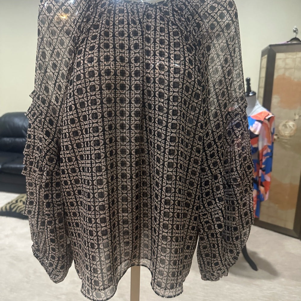 NWT SIZE M Misa Los Angeles Ruffled Dolman Sleeve Blouse in Brown and Cream