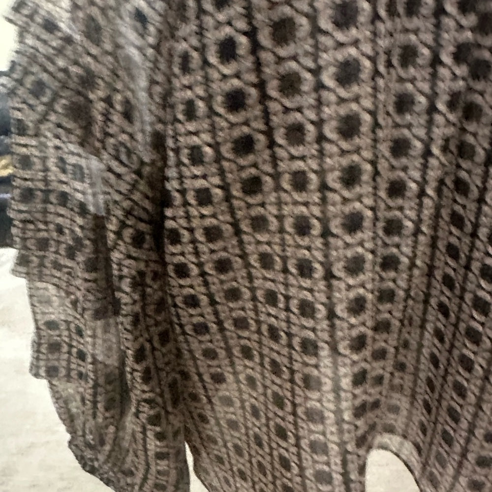 NWT SIZE M Misa Los Angeles Ruffled Dolman Sleeve Blouse in Brown and Cream