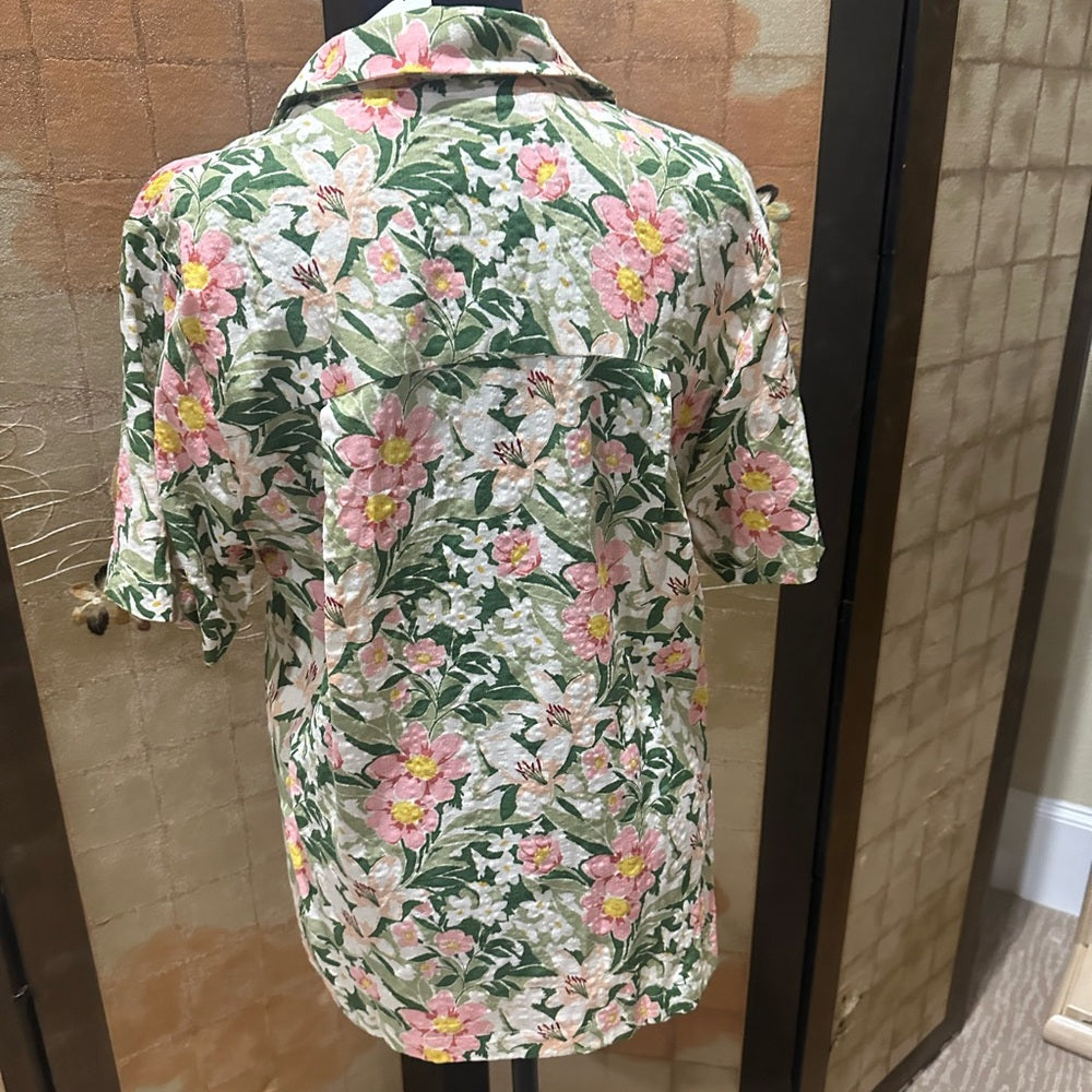 NWT SIZE S Sage Pink and Green Boxy Button Down Shirt