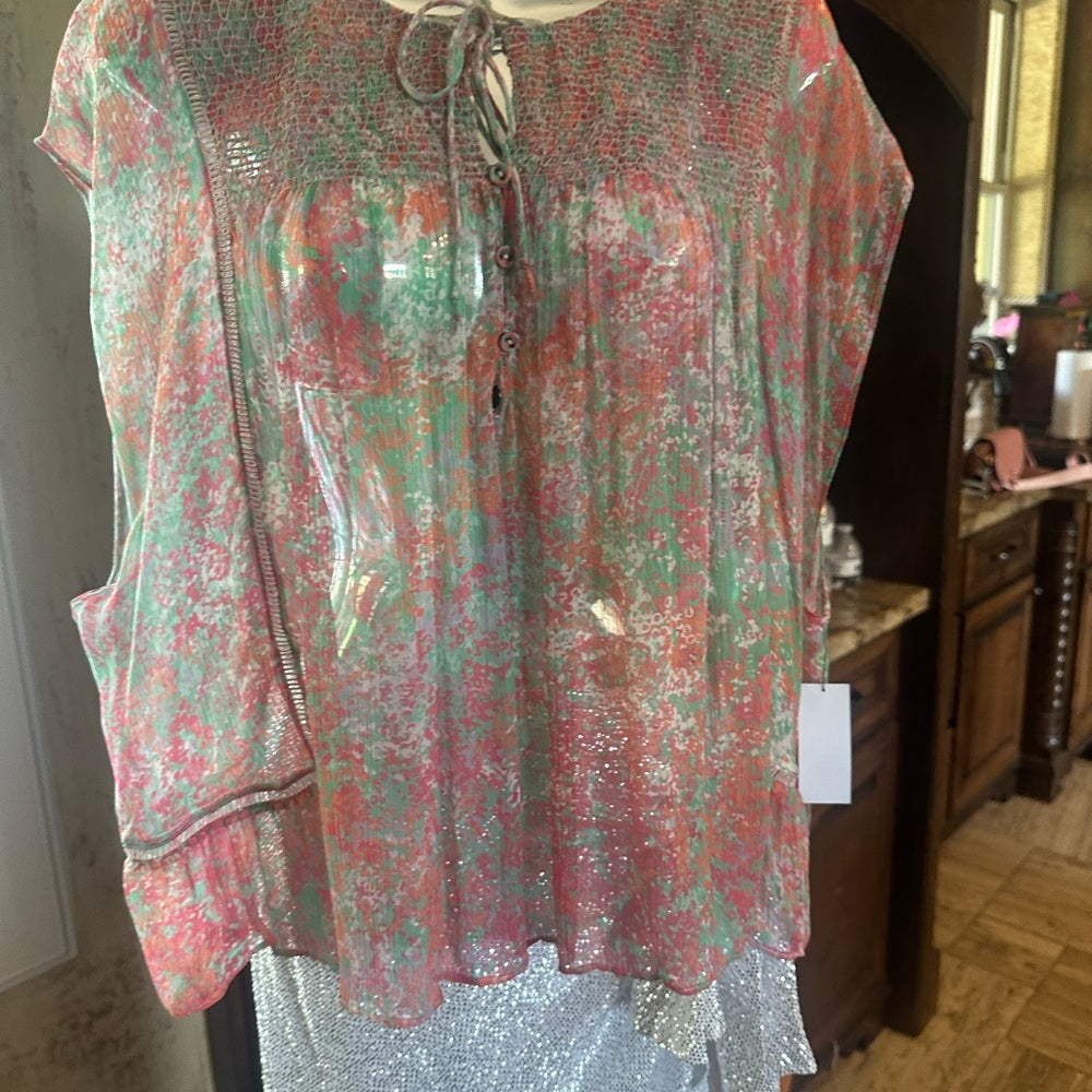 NWT SIZE XS Joie Cream Crop Top Elegant Design