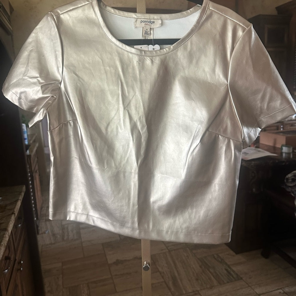 NWT SIZE MGold Shimmer Boxy Short Sleeve Tee