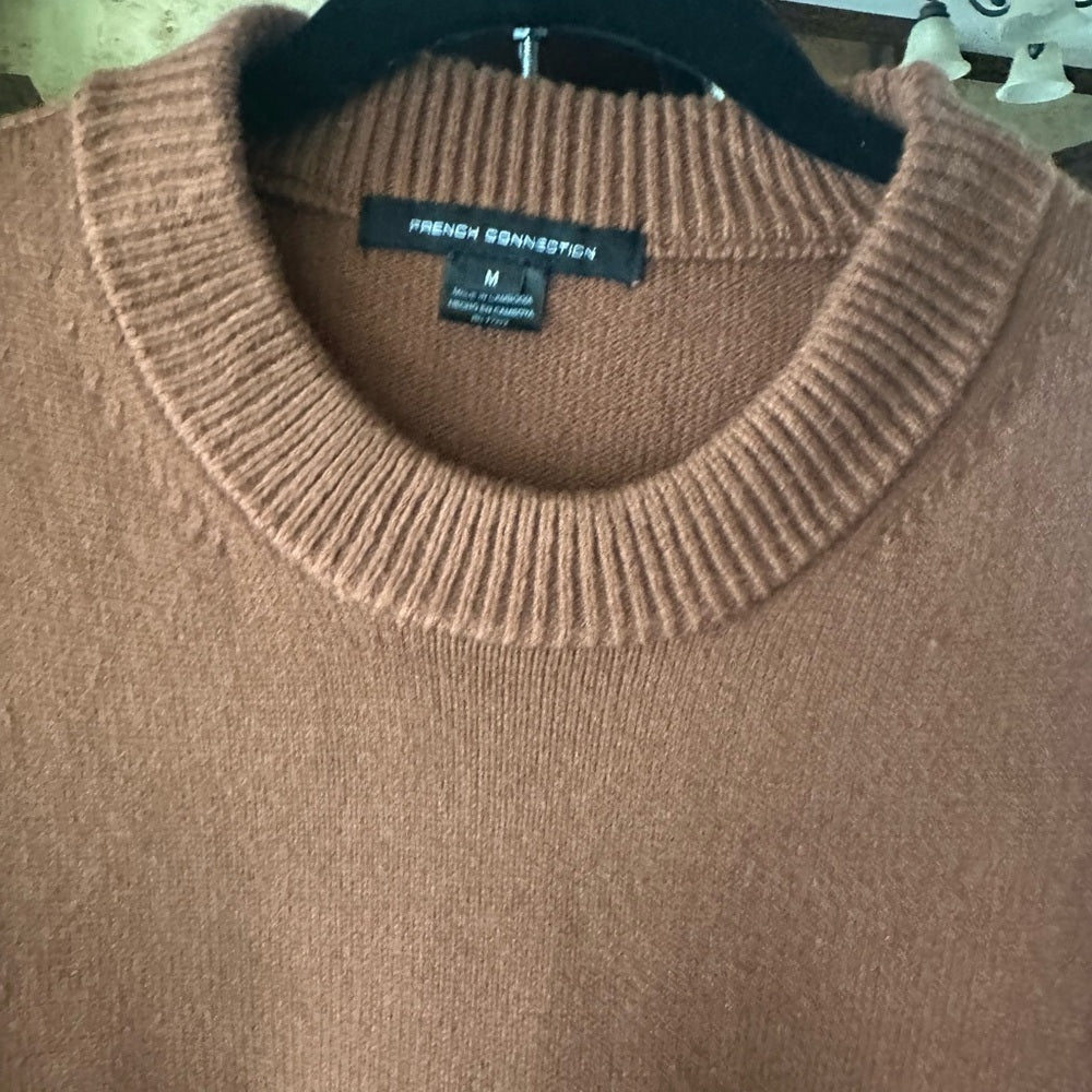NWT SIZE M French Connection Brown Ribbed Crop Muscle Tee