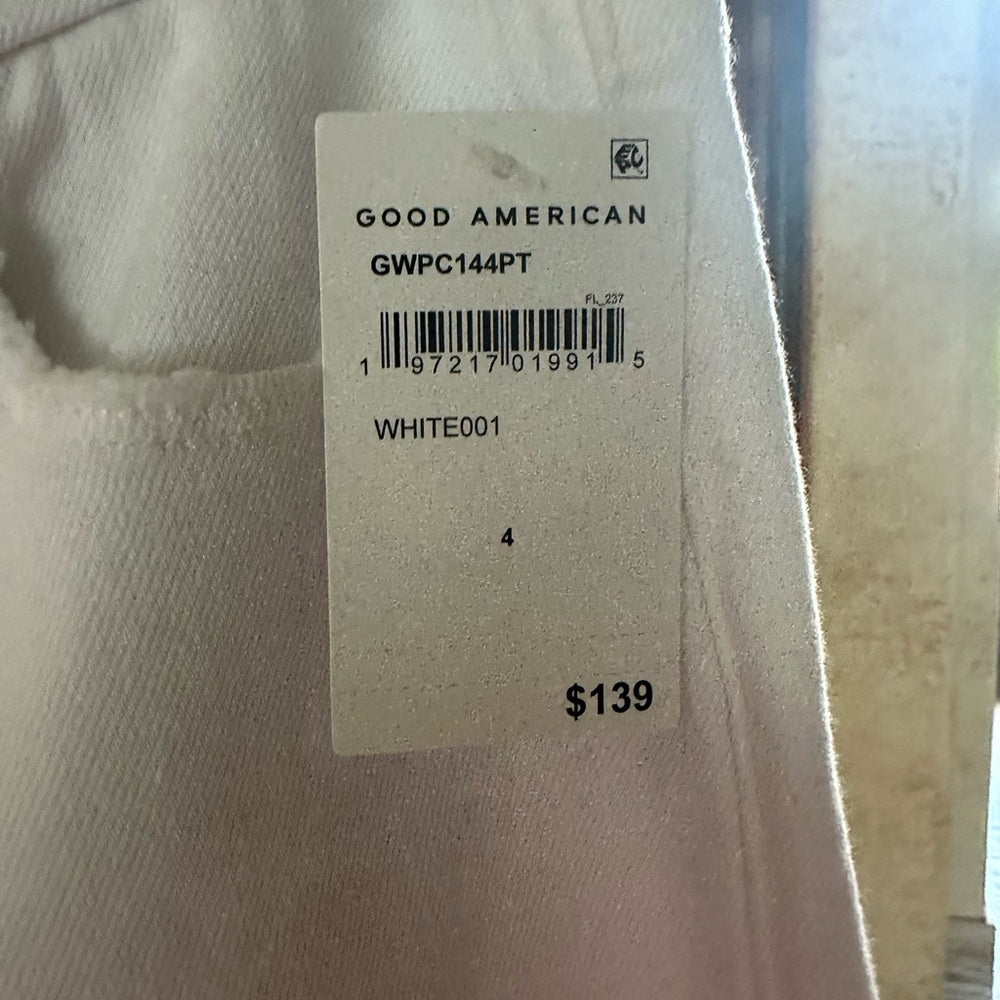 NWT SIZE 27 Good American White Flare Jeans High-Rise