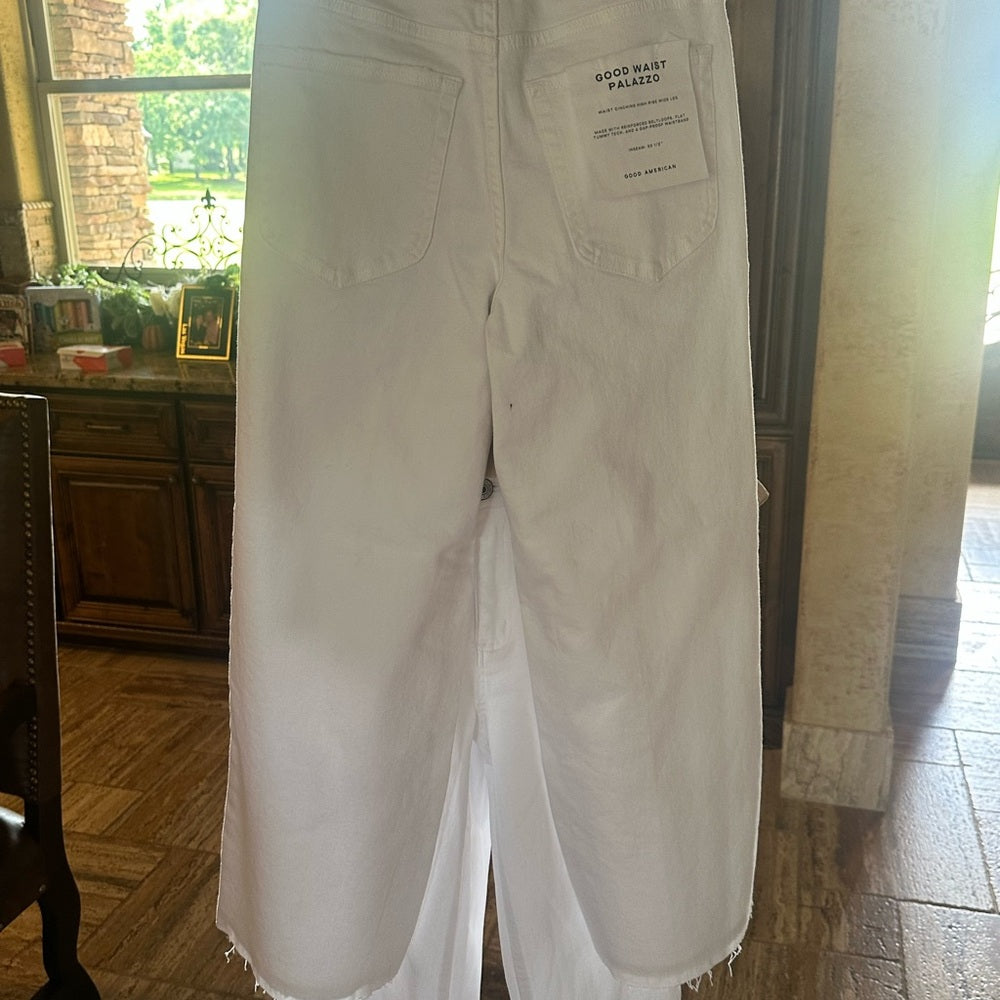 NWT SIZE 27 Good American White Flare Jeans High-Rise