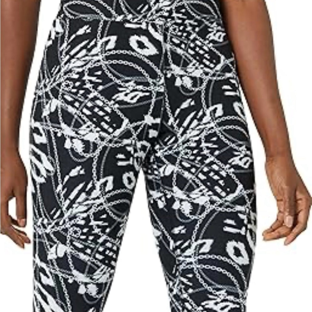 NWT SIZE S EleVen by Venus Williams Black and White Leggings with Bold Print