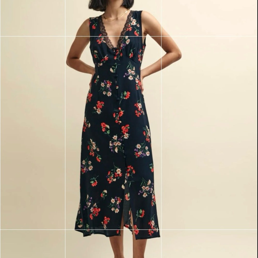 NWOT SIZE 14 Aravon Sleeveless V-Neck Blue and Red Sundress