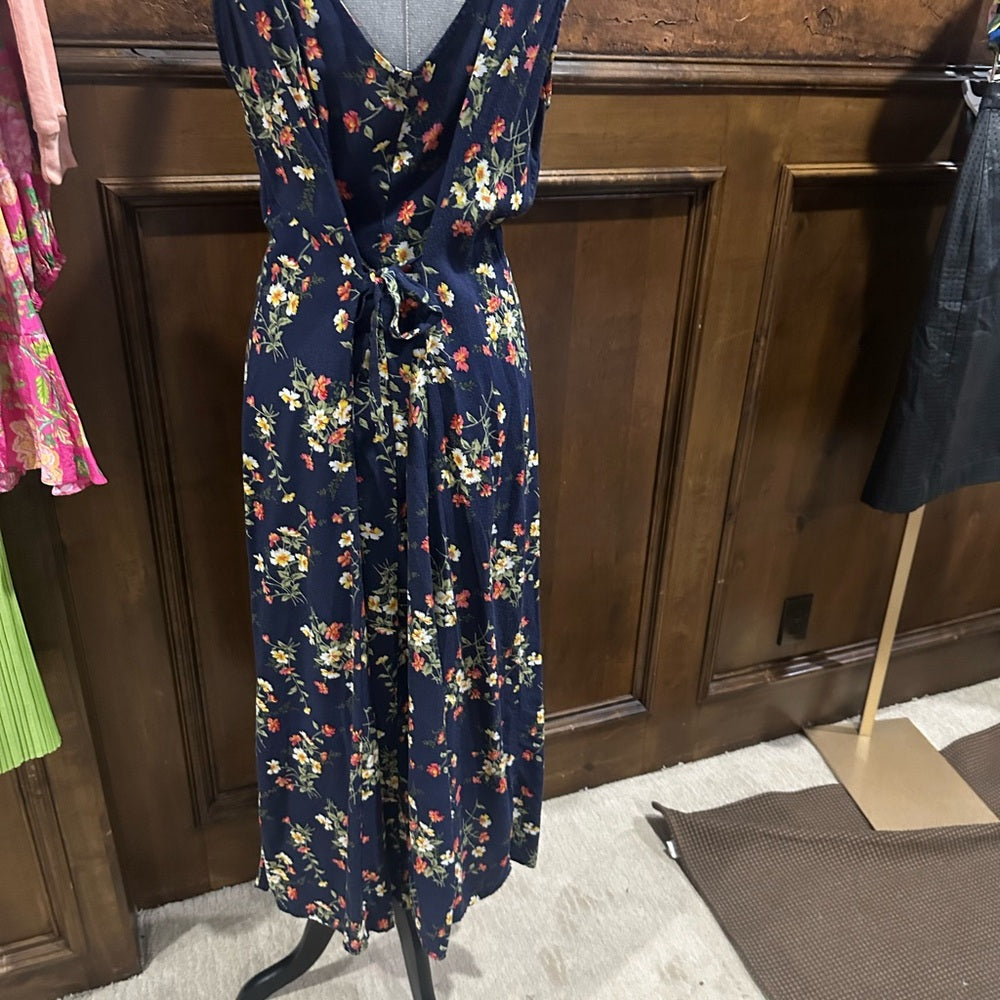 NWOT SIZE 14 Aravon Sleeveless V-Neck Blue and Red Sundress