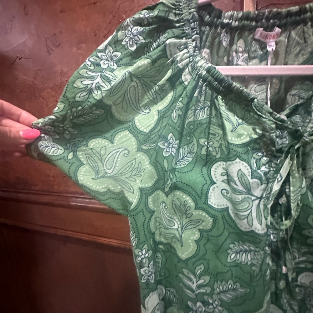 NWT SIZE 3/L Sunday Green Ruffled Mini Sundress