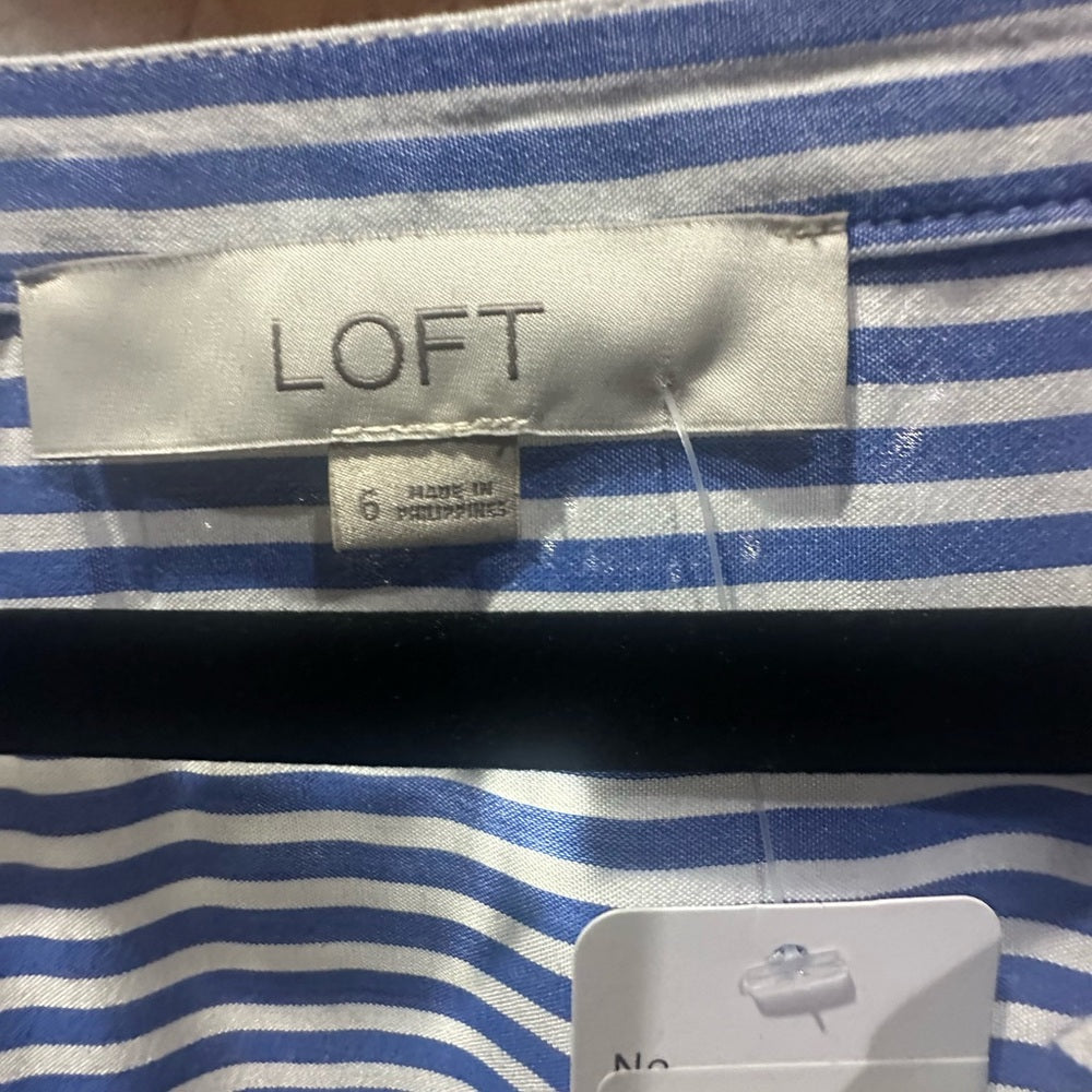 SIZE 6 LOFT Blue and White Mini Sundress with Crew Neck and Flutter Cap Sleeves