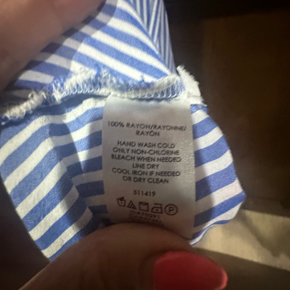 SIZE 6 LOFT Blue and White Mini Sundress with Crew Neck and Flutter Cap Sleeves