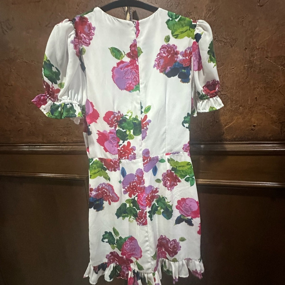 SIZE 4 Ashley By 26 International Red and Green Ruffled Mini Dress