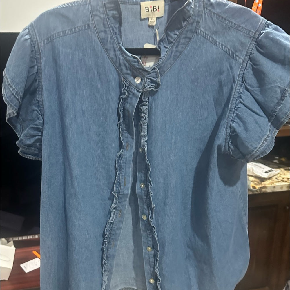 NWT SIZE XL BiBi Blue Button Down Top with Flutter Sleeves and Ruffled Accents
