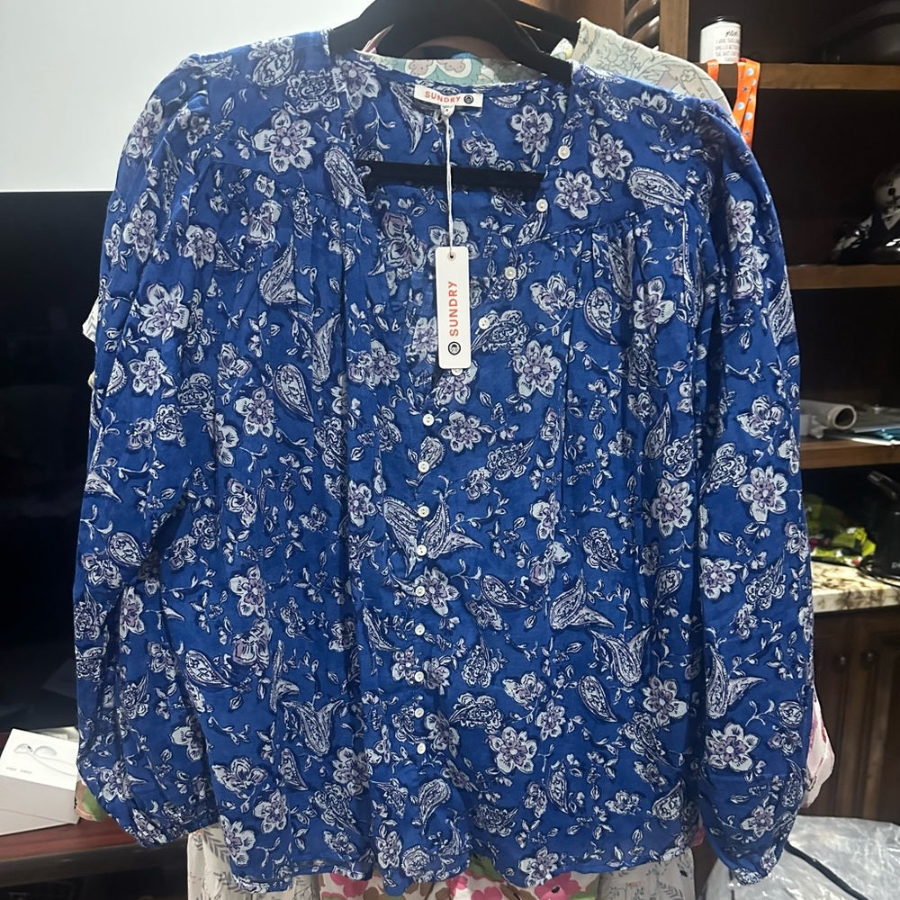 NWT SIZE L/3 Sundry Blue and White Blouse with Relaxed Fit and 3/4 Sleeves