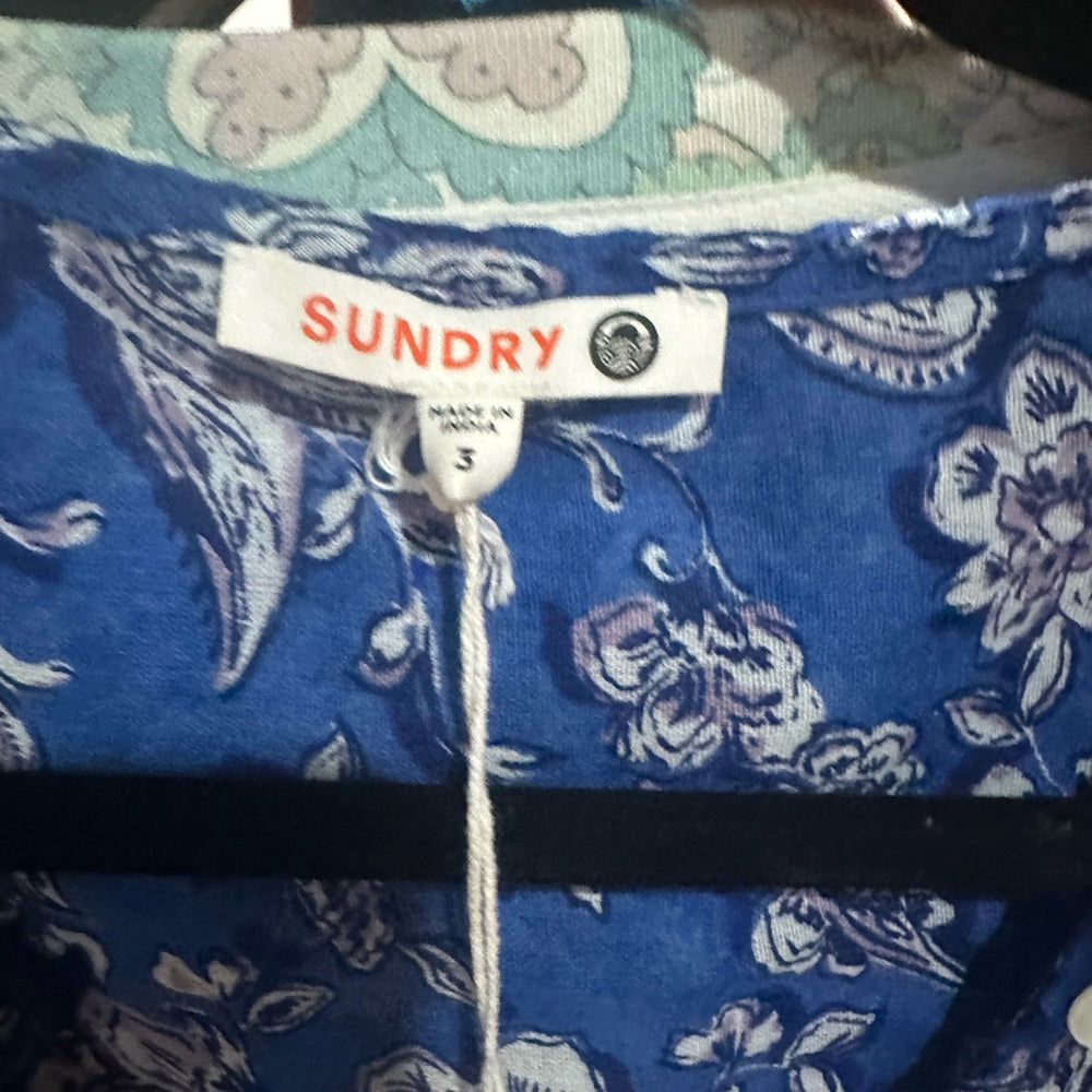 NWT SIZE L/3 Sundry Blue and White Blouse with Relaxed Fit and 3/4 Sleeves