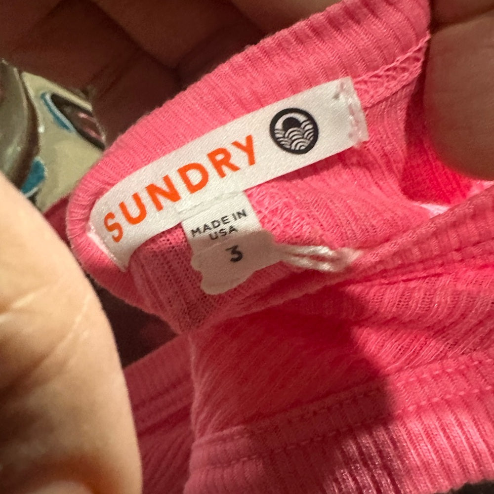 NWT SIZE L/3 Sundry Pink Fitted Crop Tank Top