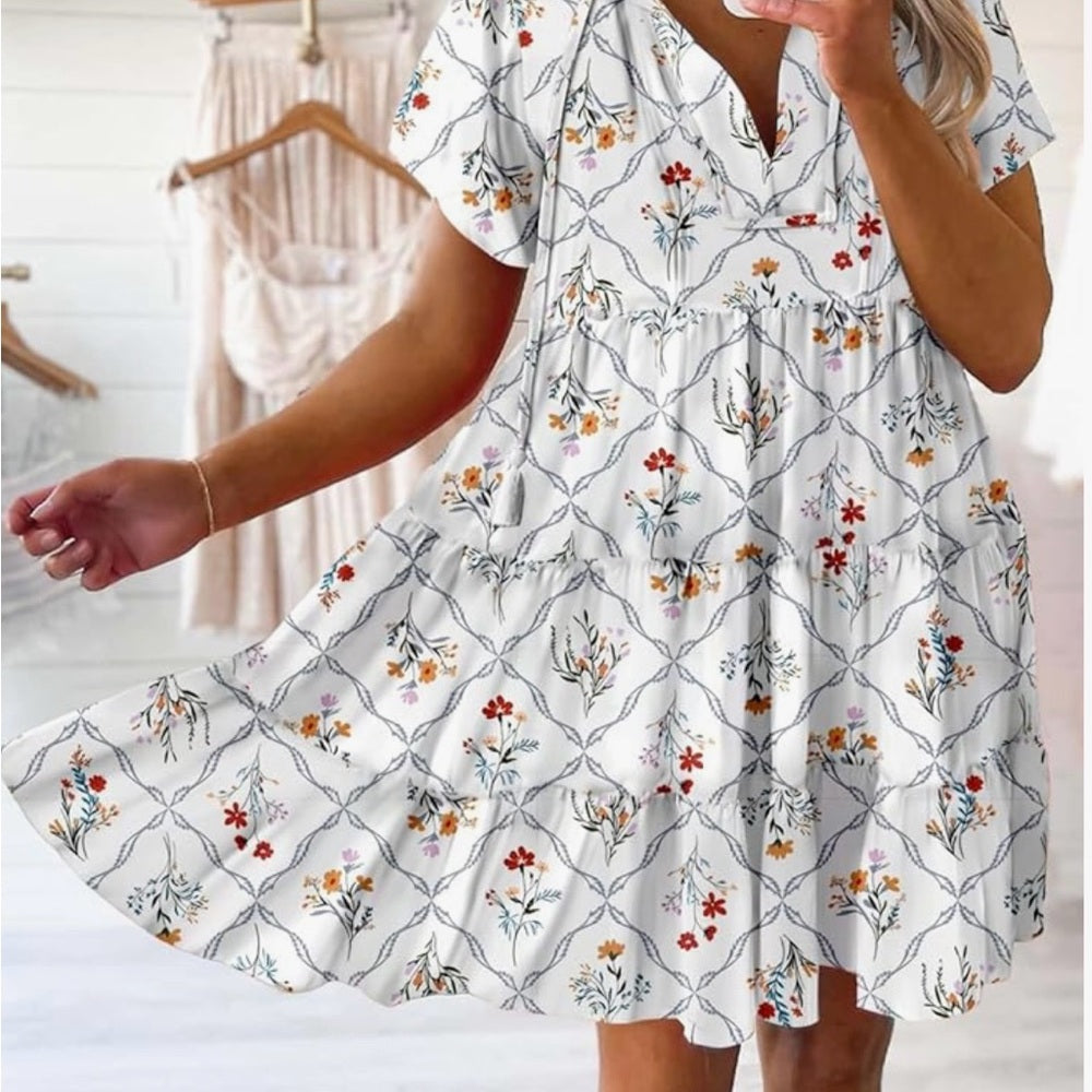 SIZE S White V-Neck Short Sleeve Midi Sundress