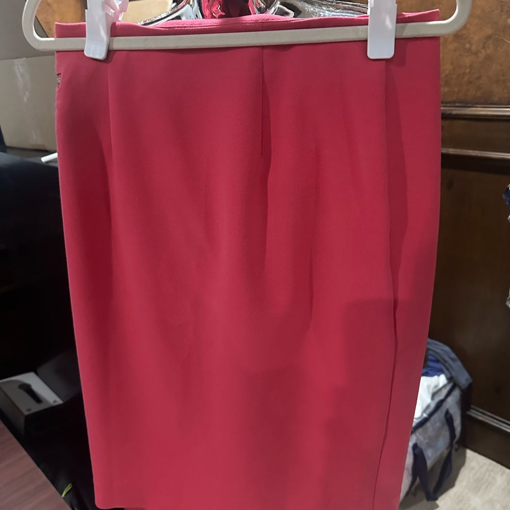 SIZE 6 Worthington Pink Pencil Skirt for Work