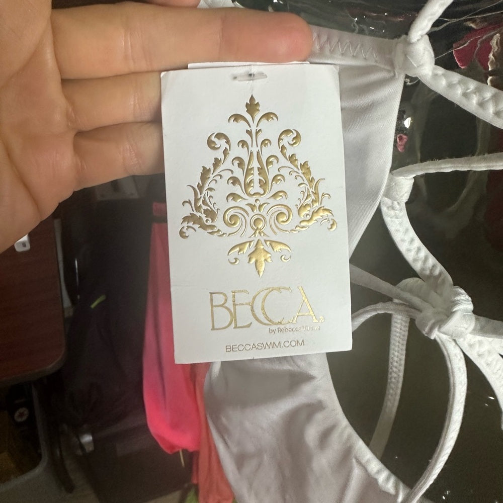 NWT SIZE L BECCA White and Green One Piece Swimsuit with Lace-Up V-Neck