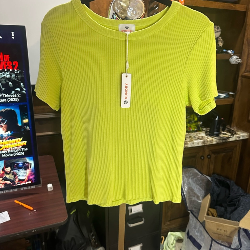 NWT SIZE L/3 Sundry Green Ribbed Short Sleeve T-Shirt