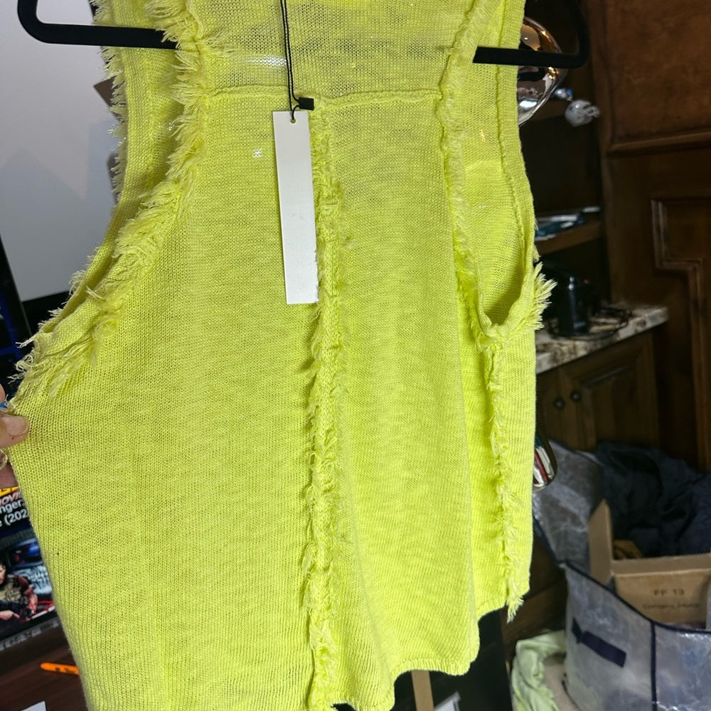 NWT SIZE S Mustard Seed Green Relaxed Ruffled Tank Top