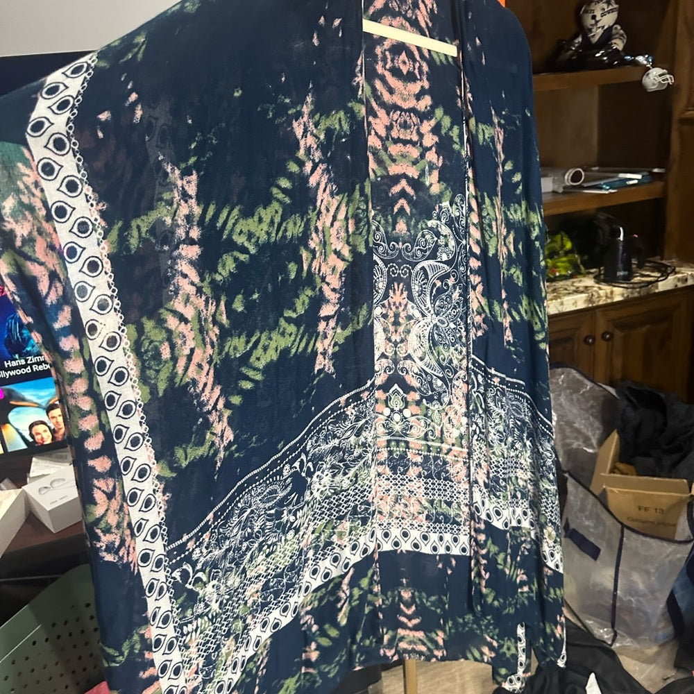 NWOT SIZE OS Macchia J Blue and White Kimono