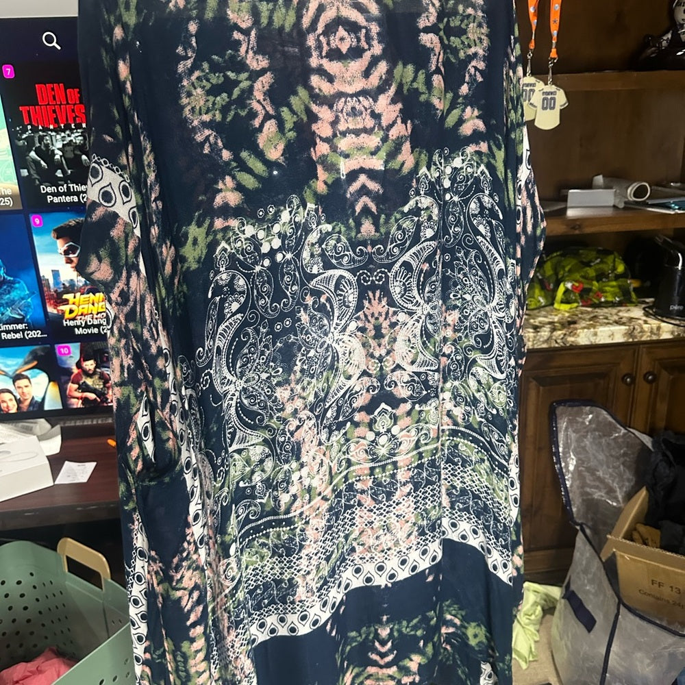 NWOT SIZE OS Macchia J Blue and White Kimono
