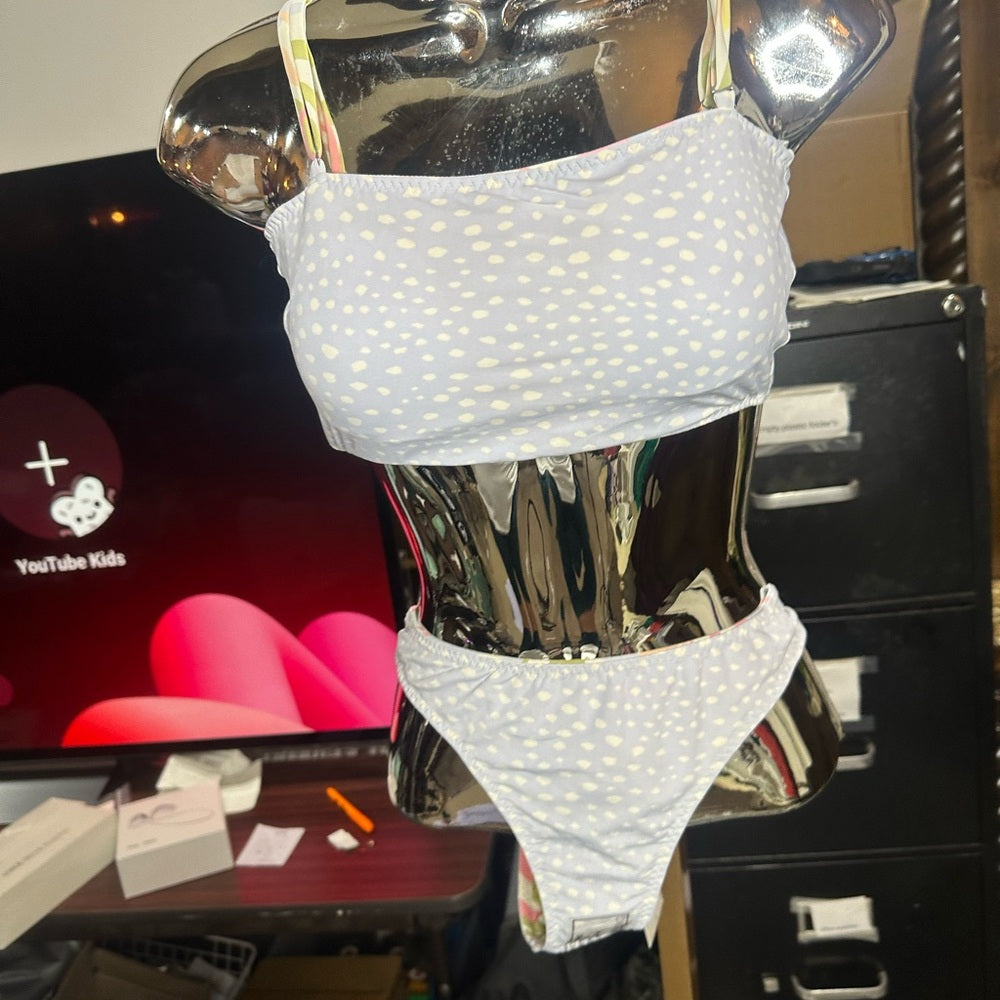 NWT SIZE M Reversible Billabong Pink and Yellow Bikini with Stylish Cutouts