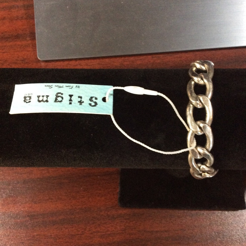 Stigma Beauty Silver Curb Chain Bracelet