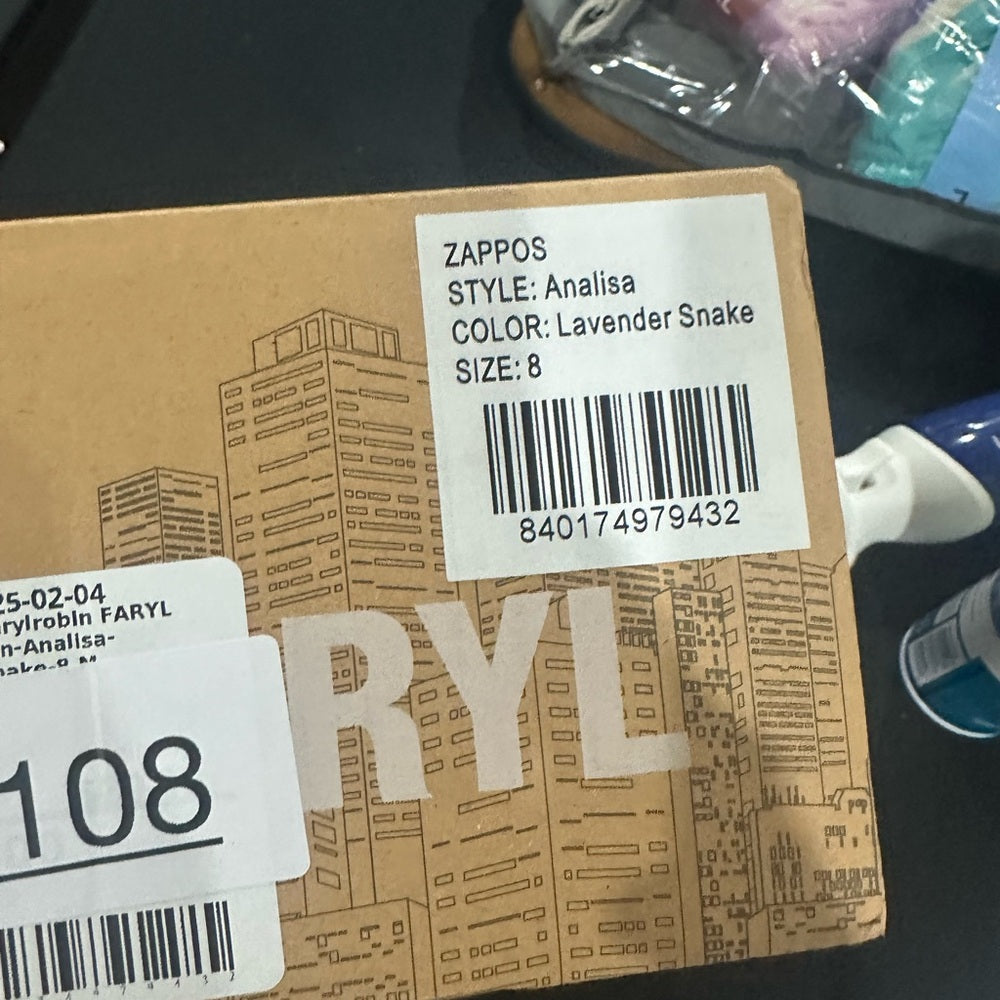 19. NEW SIZE 8 Black and White Strappy Heels with Snakeskin Texture