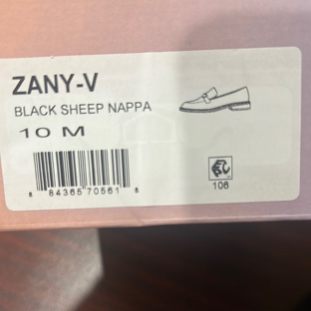 1.5.93.NEW SIZE 10 Lisa Vicky Black and Gold Slip-On Loafers with Horse bit