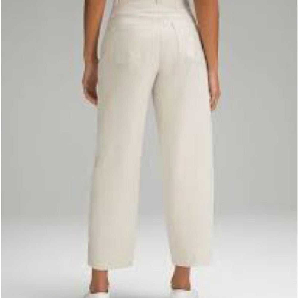 NWOT SIZE 34 Lululemon Athletica Cream Trousers Relaxed Fit