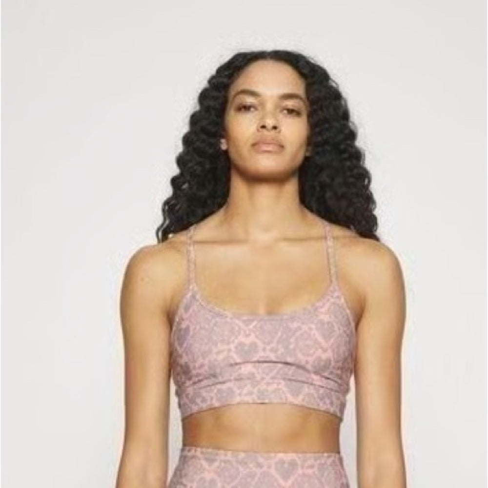 NWT SIZE XS EleVen by Venus Williams Pink Sports Bra with Floral Lace
