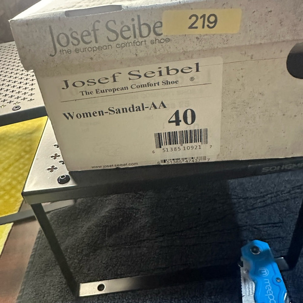 219. NEW SIZE 10 Josef Seibel Tan Mules Comfort Slip-On