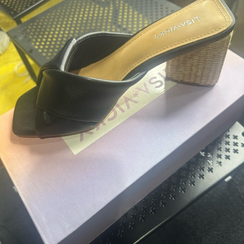 224. NEW SIZE 8 Black Minimalist Mules with Wide Strap