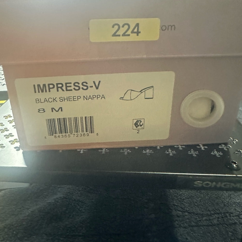 224. NEW SIZE 8 Black Minimalist Mules with Wide Strap