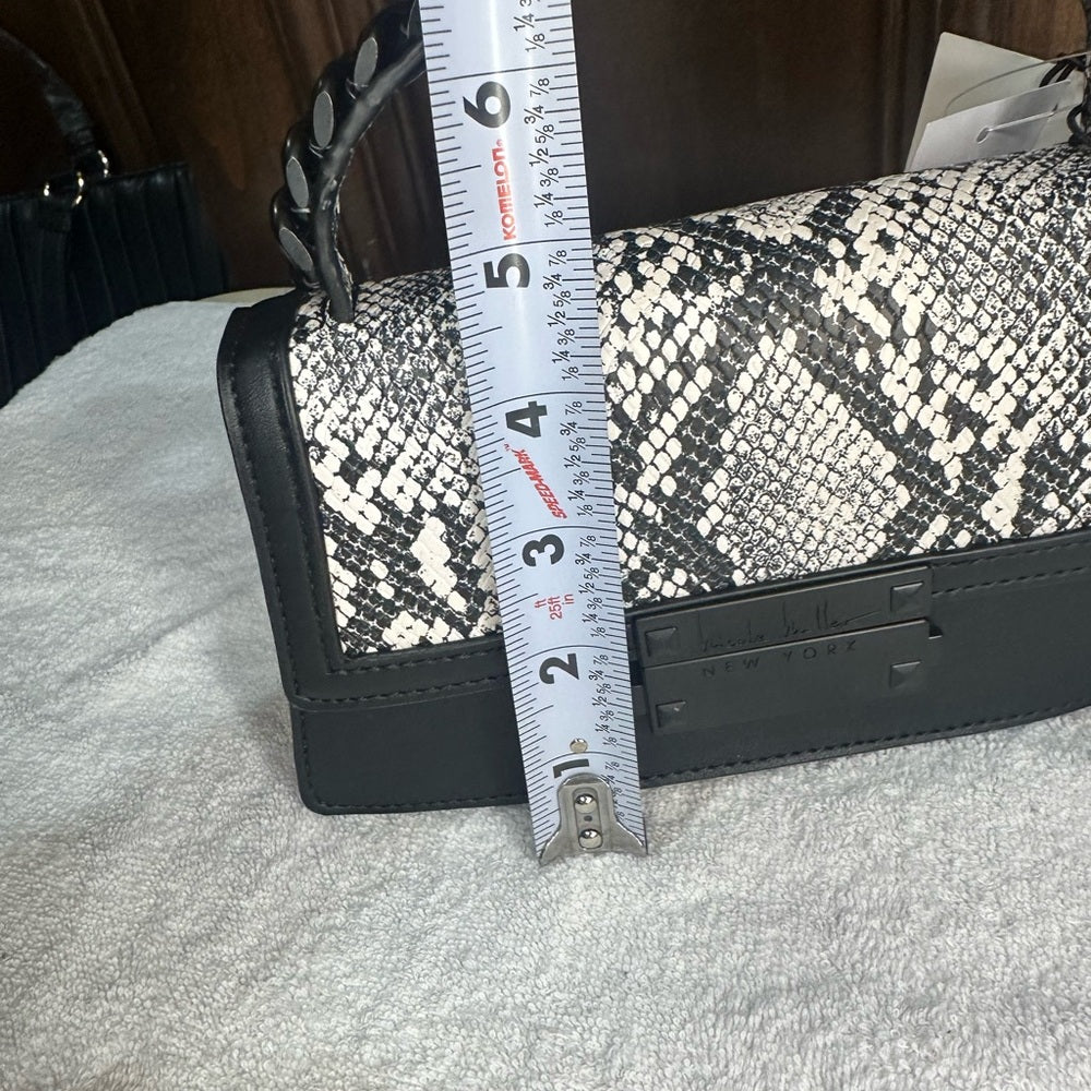 NWT Nicole Miller Mini Bag Black and White Chain Strap