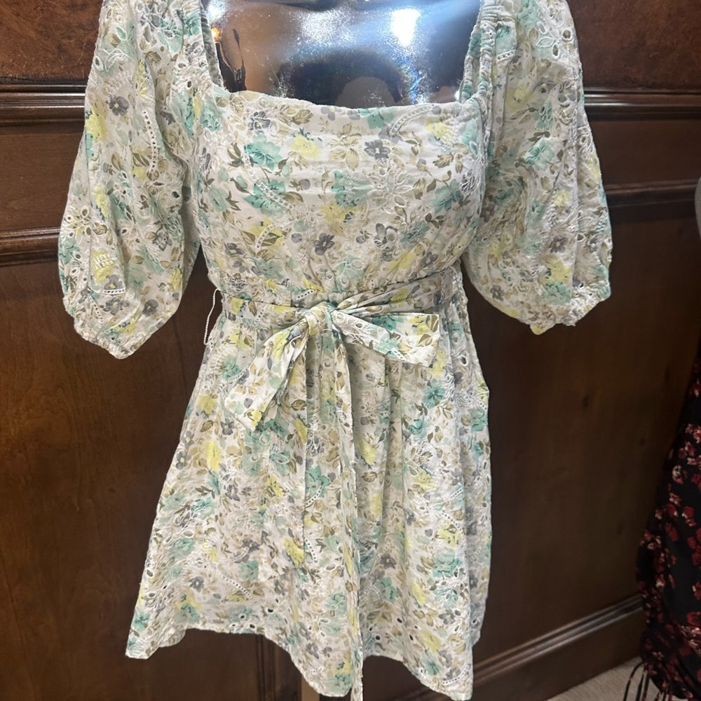 NWOT SIZE S MINKPINK Green and Blue Smocked Puff Sleeve Sundress